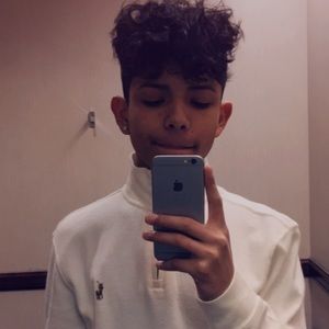 Meet your Posher, Rolando